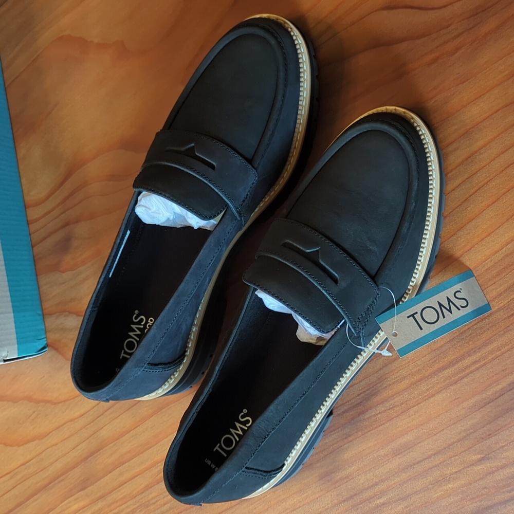 TOMS Women's Cara Black Loafers - Picture 2 of 8